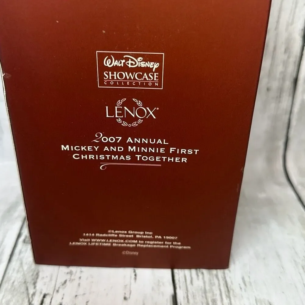 LENOX Disney Showcase 2007 Mickey &‎ Minnie 1st Christmas Together Ornament